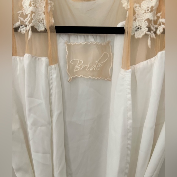 Robed with Love Bride Robe - Picture 3 of 3
